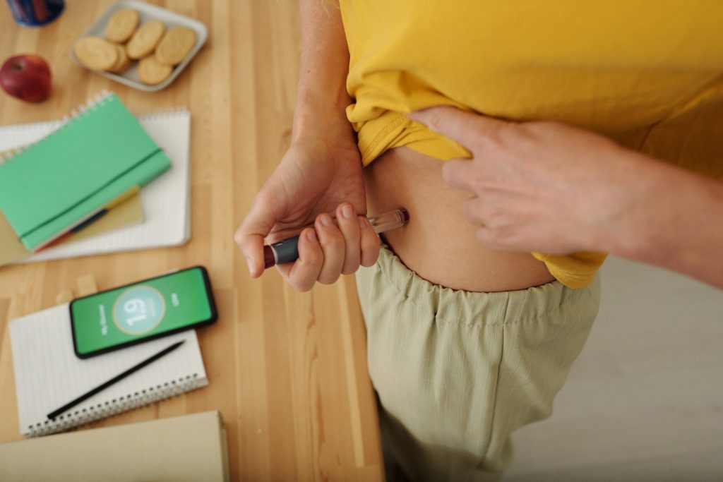 Continuous Glucose Monitor (CGM) for Weight Loss: Tips and Tricks